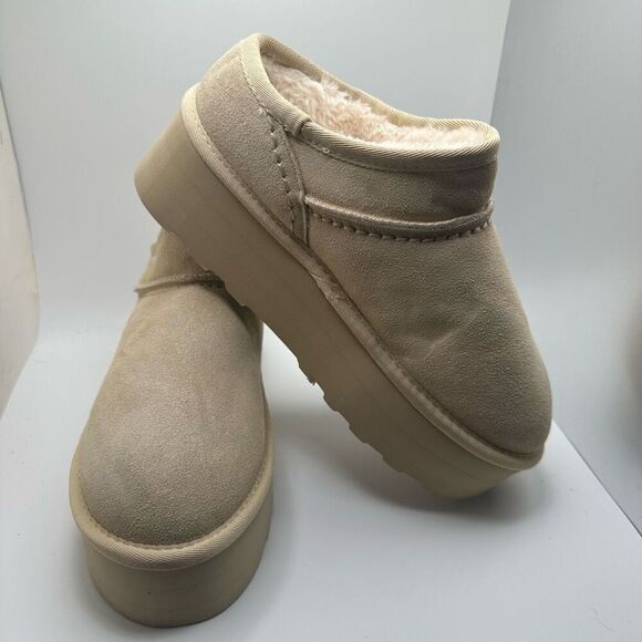 CUSHIONAIRE Women's Genuine Suede Cozy Mule Platform +Memory Foam 9 SAND NEW - Picture 6 of 7